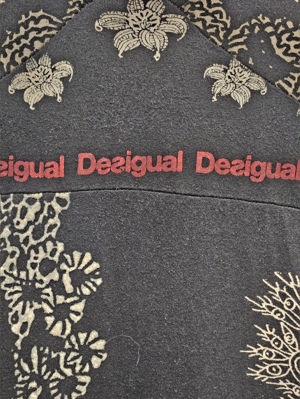 Desigual Black, Cream & Red V-Neck Printed Mini Dress Size Medium - Picture 4 of 6